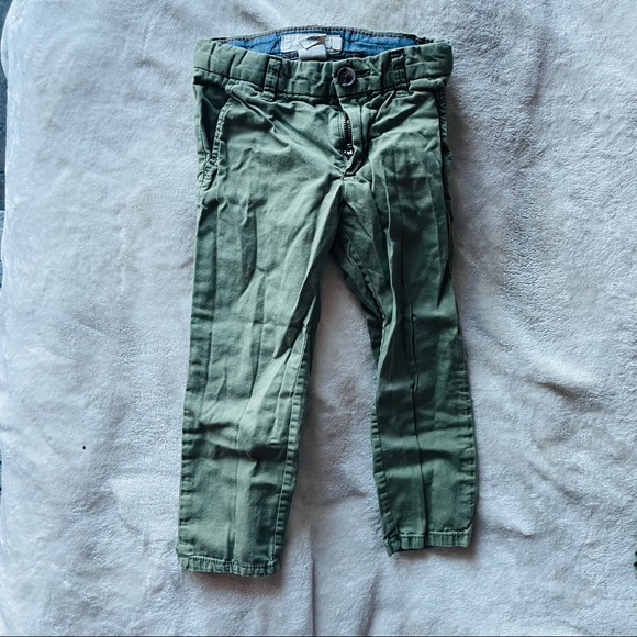 Boys 3T Bundle: H&M, Hudson, Joes Jeans, Carter’s - Picture 5 of 8